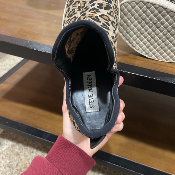 Steve Madden Lawry leopard print sneaker boots - Picture 7 of 8